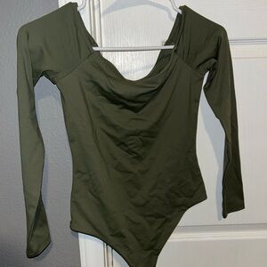 Nuuds off the shoulder bodysuit